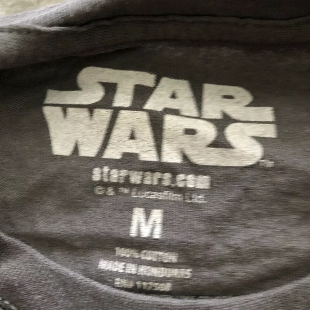 Star Wars the mandalorian baby yoda tshirt. - Picture 5 of 5